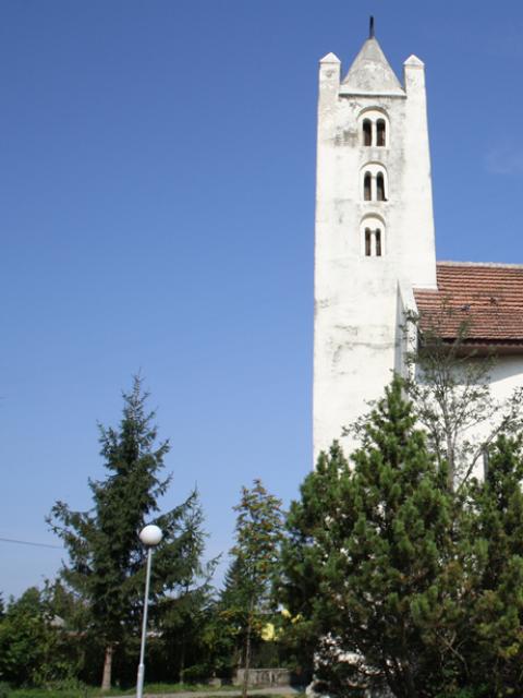 Kostol sv. Kríža, Hamuliakovo